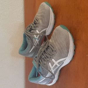 Asics Gel-Nimbus 22 Women's size 7.5